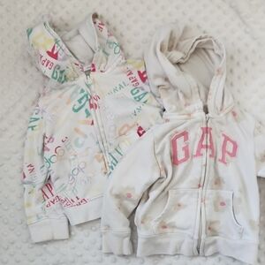 GAP White Girls' Hoodies with Pink Logo and Pastel Print